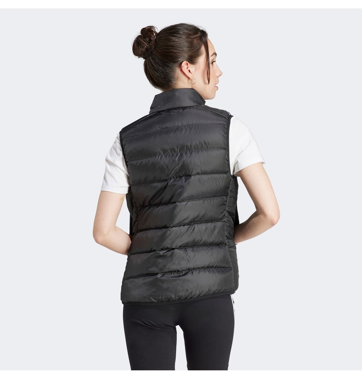 جلیقه زنانه adidas Essentials 3-Stripes Light Down مشکی روزمره جلیقه زنانه adidas Essentials 3-Stripes Light Down مشکی روزمره