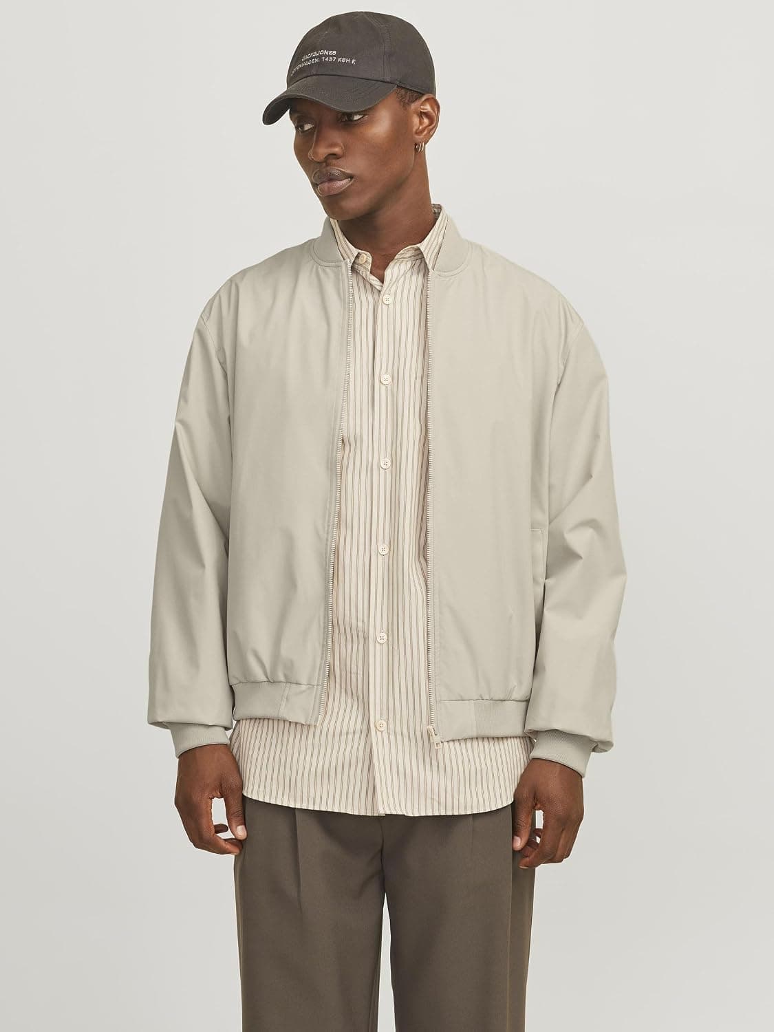 ژاکت بمبر مردانه JACK & JONES مدل Jjecharge ژاکت بمبر مردانه JACK & JONES مدل Jjecharge