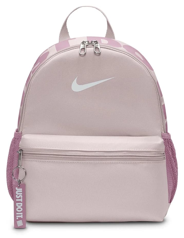 کوله پشتی پسرانه Nike مدل Brasilia Jdi DR6091-019 صورتی 11 لیتری 31x25x10 سانتیمتر کوله پشتی پسرانه Nike مدل Brasilia Jdi DR6091-019 صورتی 11 لیتری 31x25x10 سانتیمتر