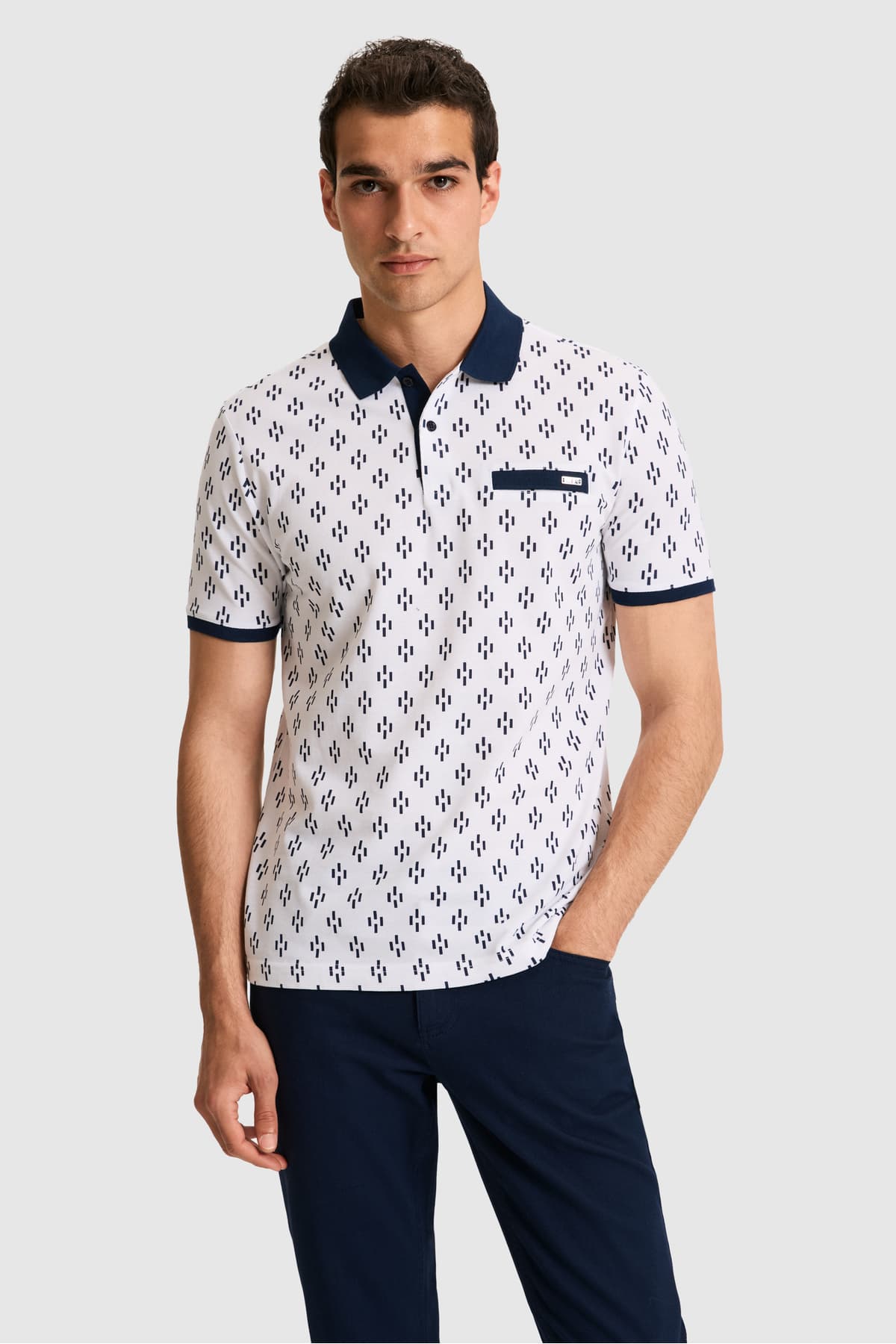 تیشرت مردانه U.S. Polo Assn. فیت معمولی یقه پولو سفید مدل 50326994-VR013 تیشرت مردانه U.S. Polo Assn. فیت معمولی یقه پولو سفید مدل 50326994-VR013