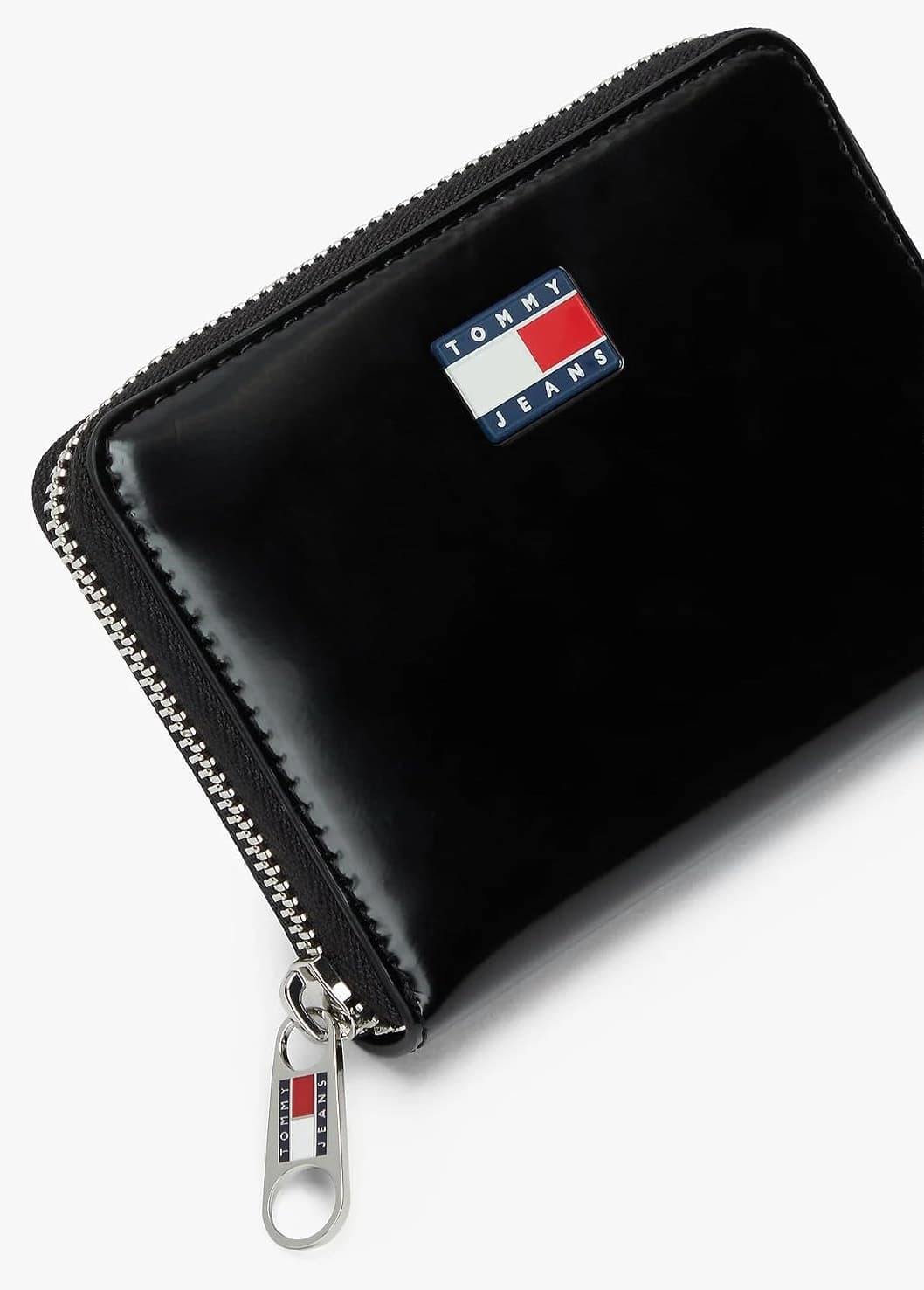 کیف پول زنانه Tommy Hilfiger مشکی مدل TJW MUST MED ZA OS کیف پول زنانه Tommy Hilfiger مشکی مدل TJW MUST MED ZA OS
