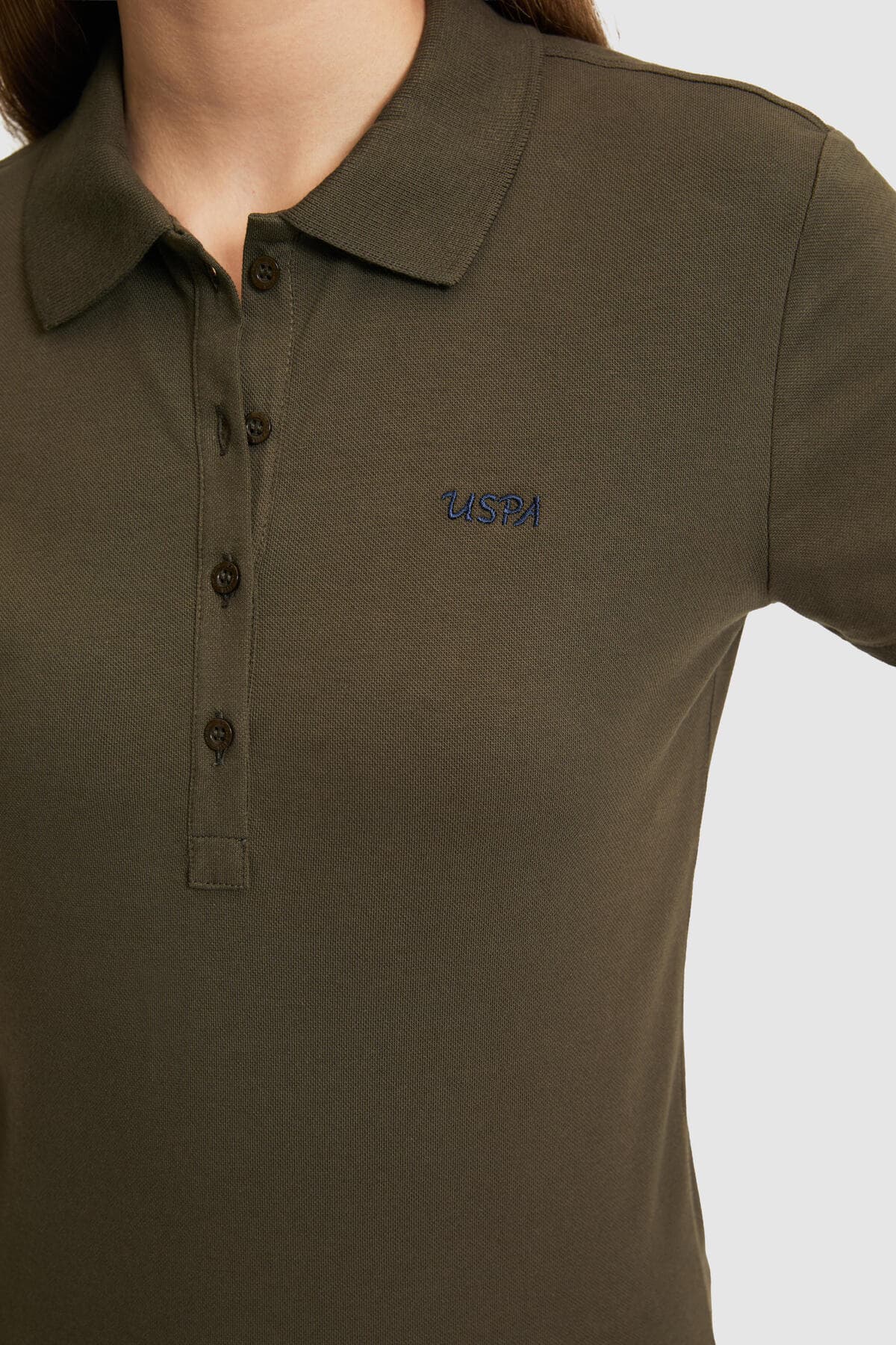 تیشرت زنانه U.S. Polo Assn. ساده سبز زیتونی تیره مدل 50323461-VR111 تیشرت زنانه U.S. Polo Assn. ساده سبز زیتونی تیره مدل 50323461-VR111