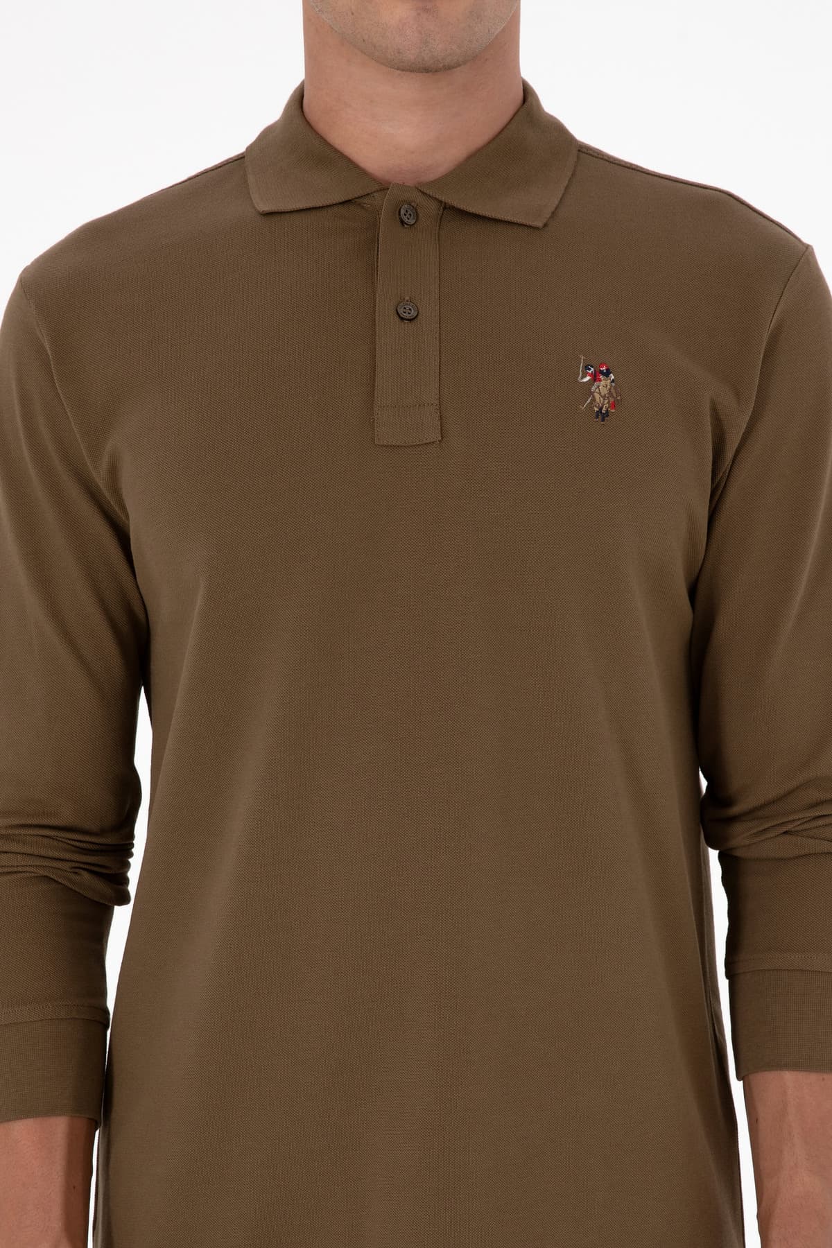 سوئیشرت مردانه U.S. Polo Assn. رگولار فیت یقه پولو خاکی بیسیک مدل 50313772-VR027 سوئیشرت مردانه U.S. Polo Assn. رگولار فیت یقه پولو خاکی بیسیک مدل 50313772-VR027