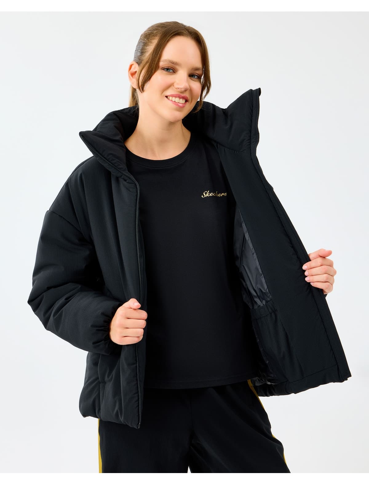 مونت زنانه Skechers کراپ پافر مشکی مدل S2520198-3817 مونت زنانه Skechers کراپ پافر مشکی مدل S2520198-3817
