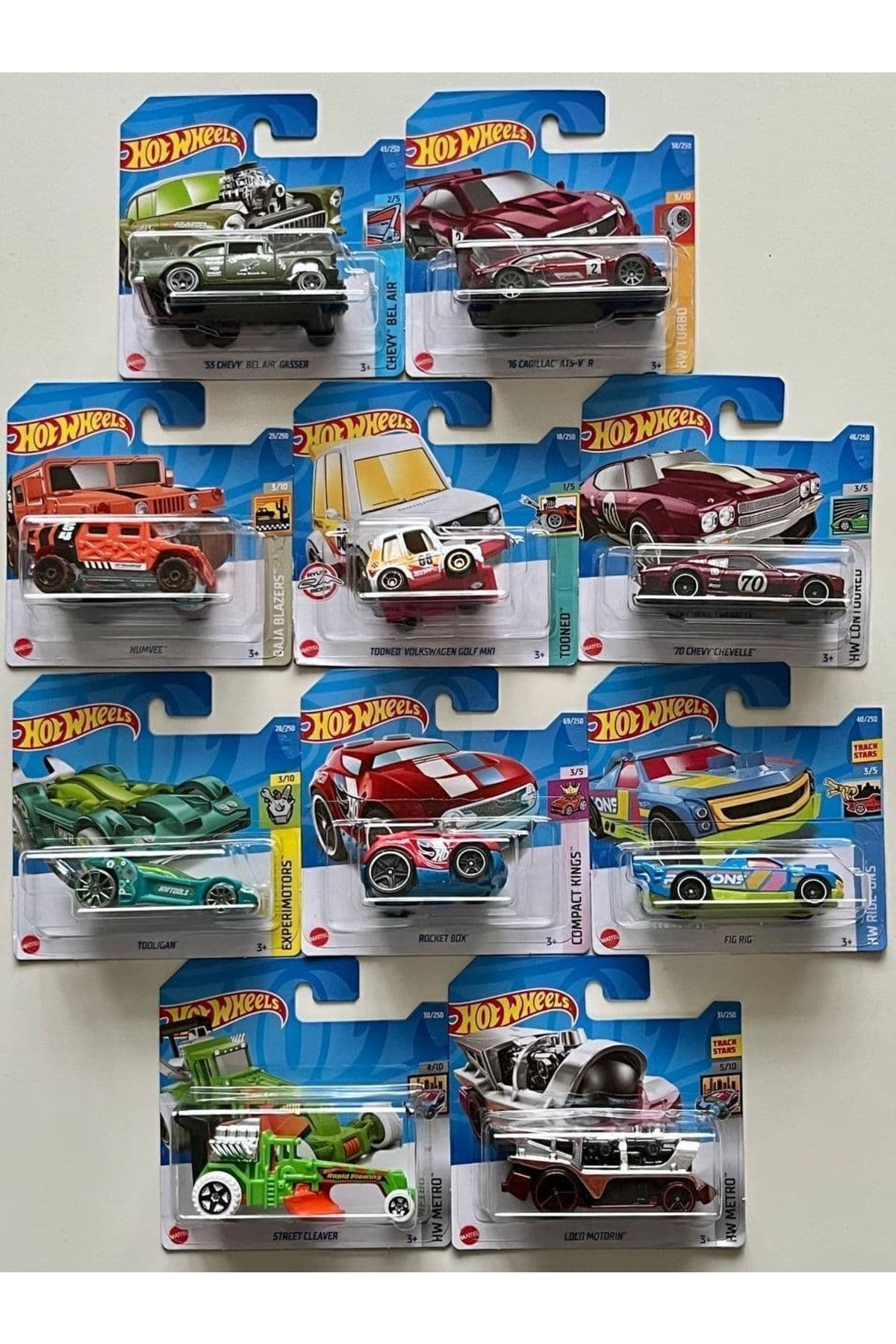 ست شروع ماشین اسباب بازی Hot Wheels ۱۰ تایی با مدلهای متفاوت ست شروع ماشین اسباب بازی Hot Wheels ۱۰ تایی با مدلهای متفاوت