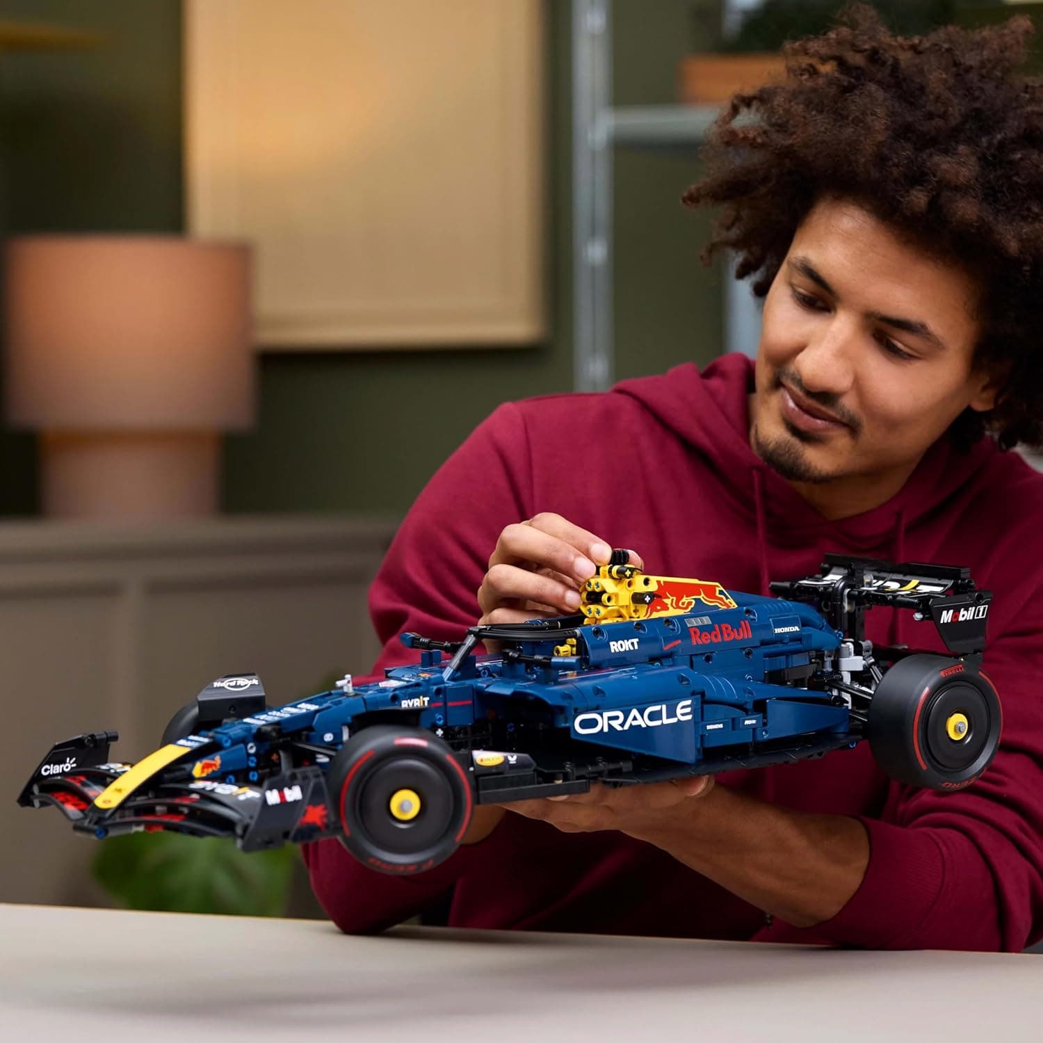 لگو Technic Oracle Red Bull Racing RB20 ماشین ساختنی F1 مدل 42206 لگو Technic Oracle Red Bull Racing RB20 ماشین ساختنی F1 مدل 42206