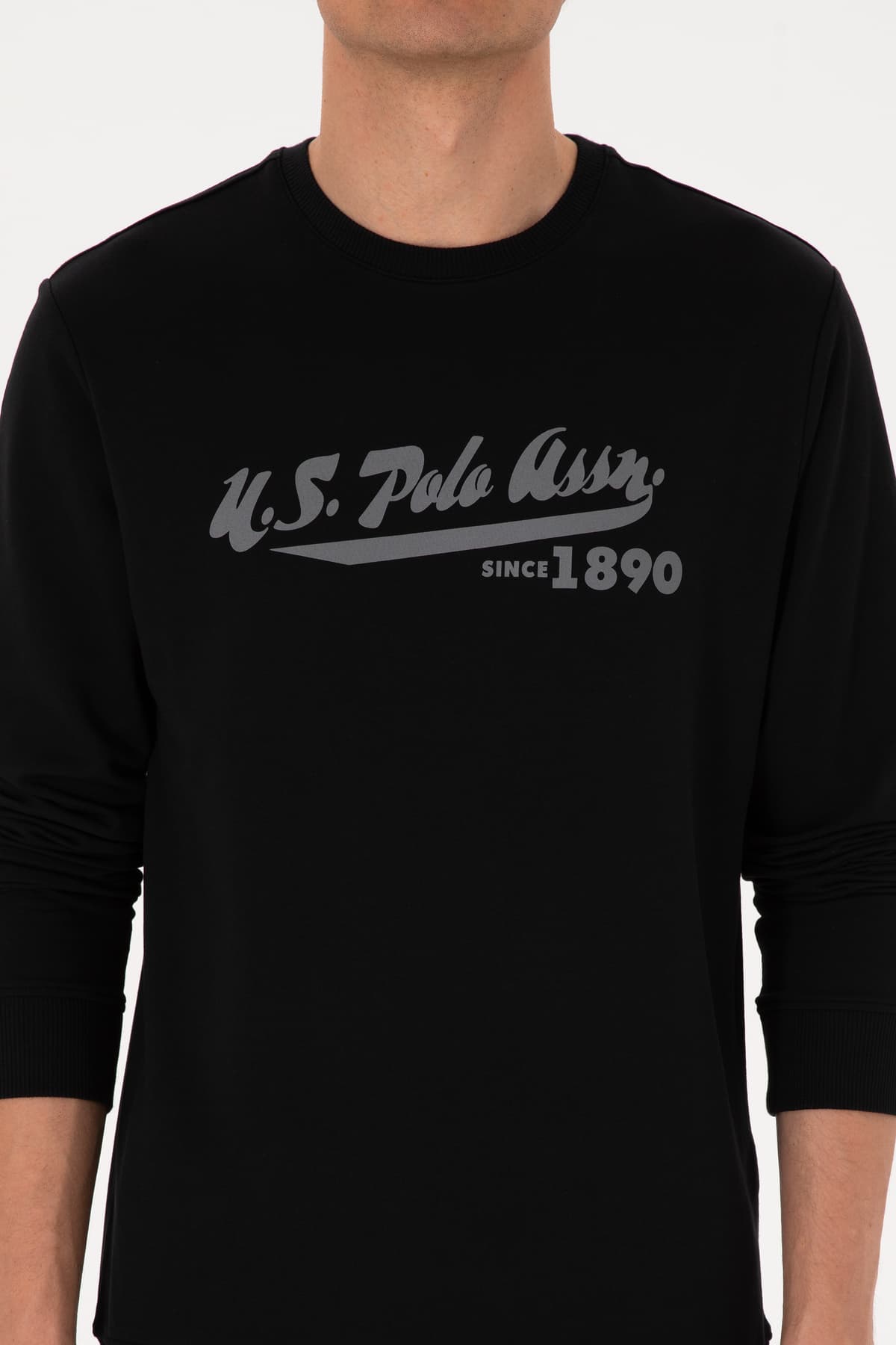 سوئیشرت مردانه U.S. Polo Assn. یقه گرد فیت معمولی مشکی نازک مدل 50316315-VR046 سوئیشرت مردانه U.S. Polo Assn. یقه گرد فیت معمولی مشکی نازک مدل 50316315-VR046