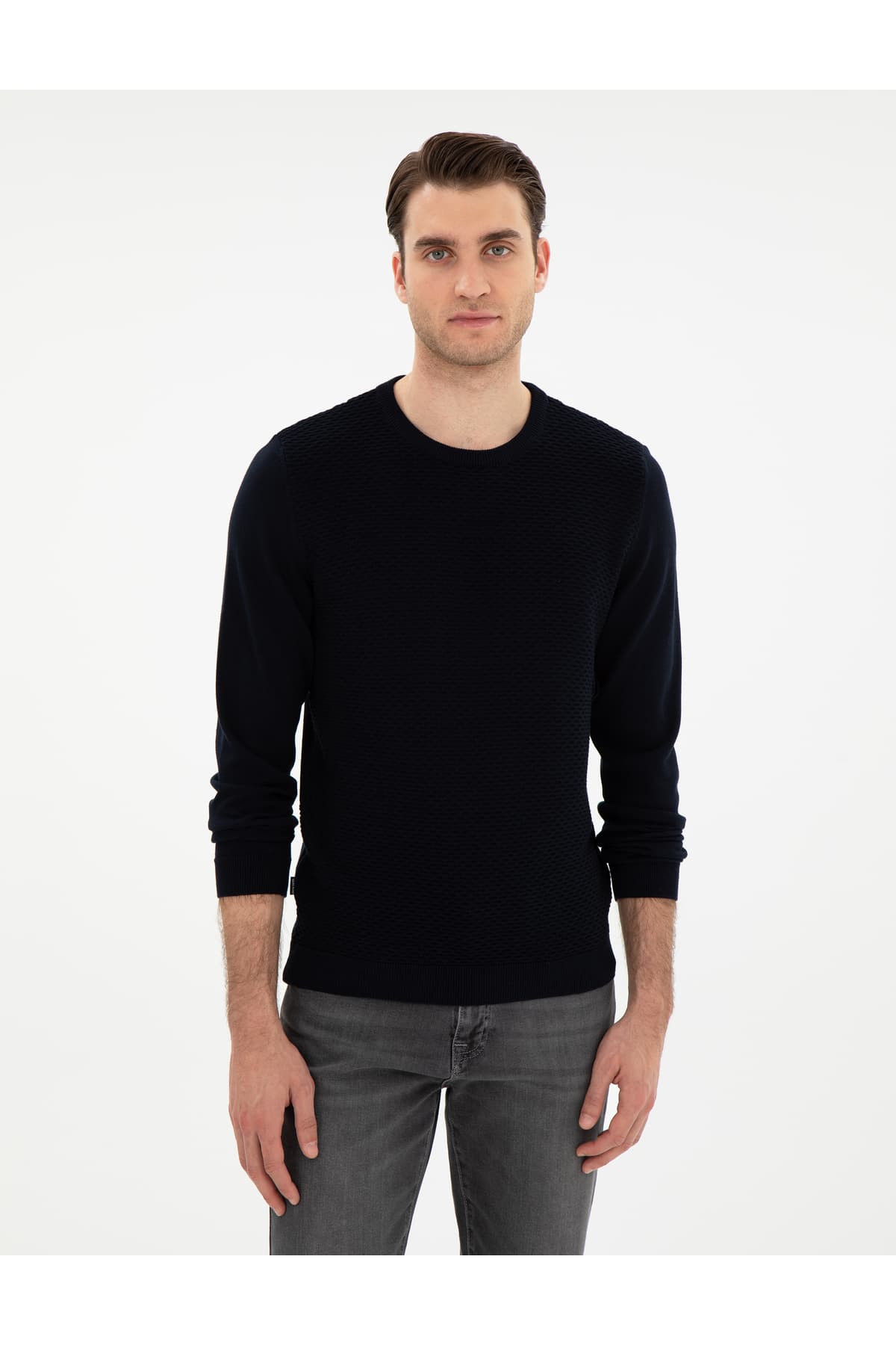 پلیور مردانه Pierre Cardin سرمهای روشن اسلیم فیت یقه گرد مدل 50281819-VR059 پلیور مردانه Pierre Cardin سرمهای روشن اسلیم فیت یقه گرد مدل 50281819-VR059