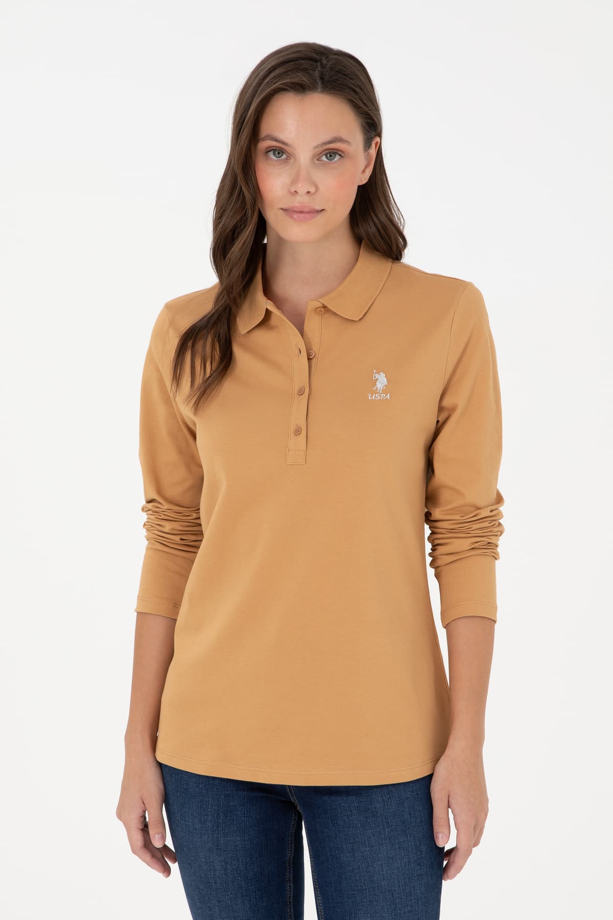 سوئیشرت زنانه U.S. Polo Assn. شتری یقه پولو بیسیک مدل 50289541-VR015 سوئیشرت زنانه U.S. Polo Assn. شتری یقه پولو بیسیک مدل 50289541-VR015