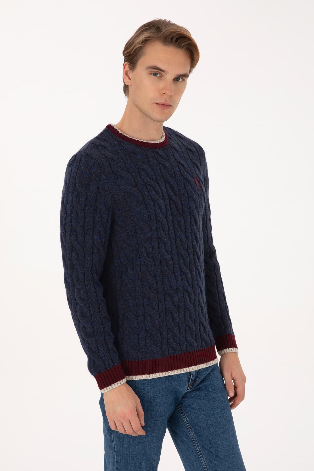 پلیور مردانه U.S. Polo Assn. سرمهای یقه گرد فیت معمولی مدل 50315017-VR033 پلیور مردانه U.S. Polo Assn. سرمهای یقه گرد فیت معمولی مدل 50315017-VR033