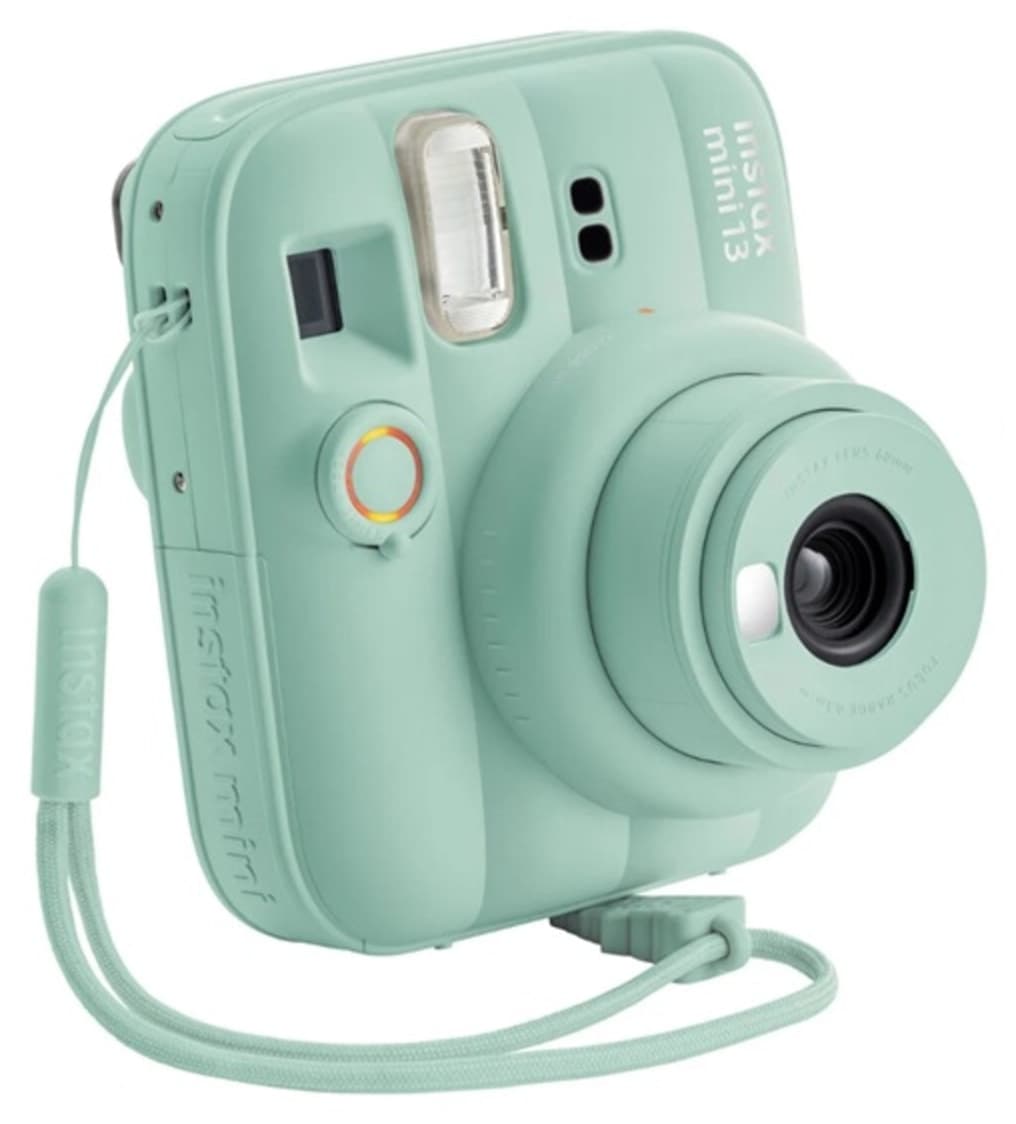دوربین فوری Fujifilm Instax Mini 13 همراه با فیلم 10 تایی دوربین فوری Fujifilm Instax Mini 13 همراه با فیلم 10 تایی