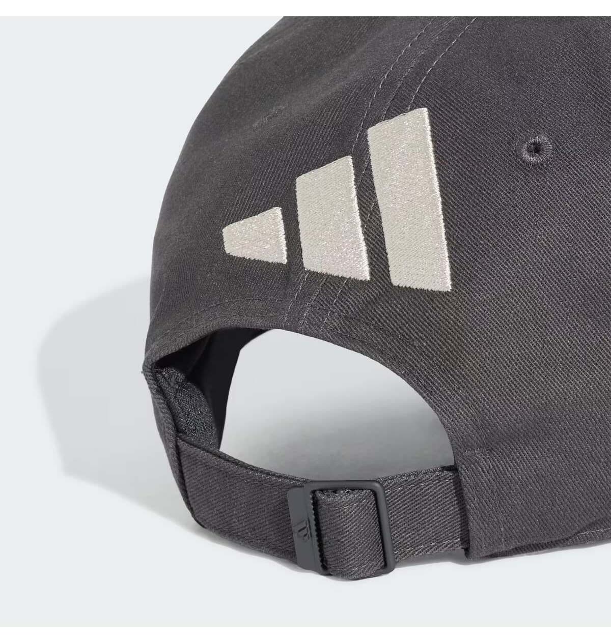 کلاه زنانه adidas Audi Revolut F1 Team DNA 3 Stripes کلاه زنانه adidas Audi Revolut F1 Team DNA 3 Stripes
