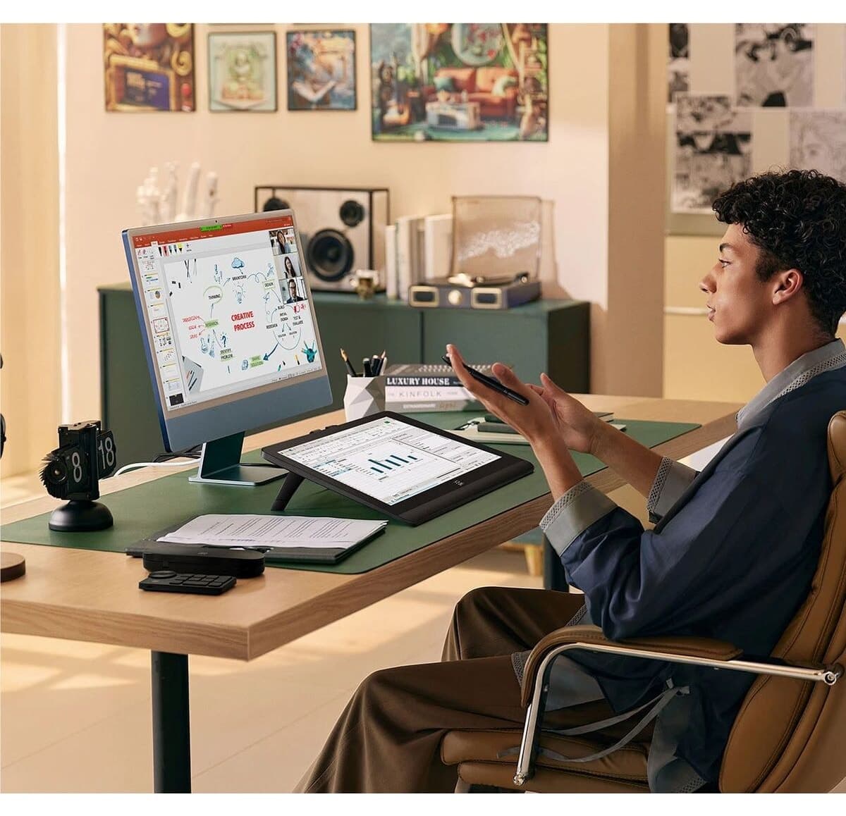 تبلت گرافیکی XP-Pen 4K مدل Artist Pro 19 Gen 2 Dual 16K تبلت گرافیکی XP-Pen 4K مدل Artist Pro 19 Gen 2 Dual 16K