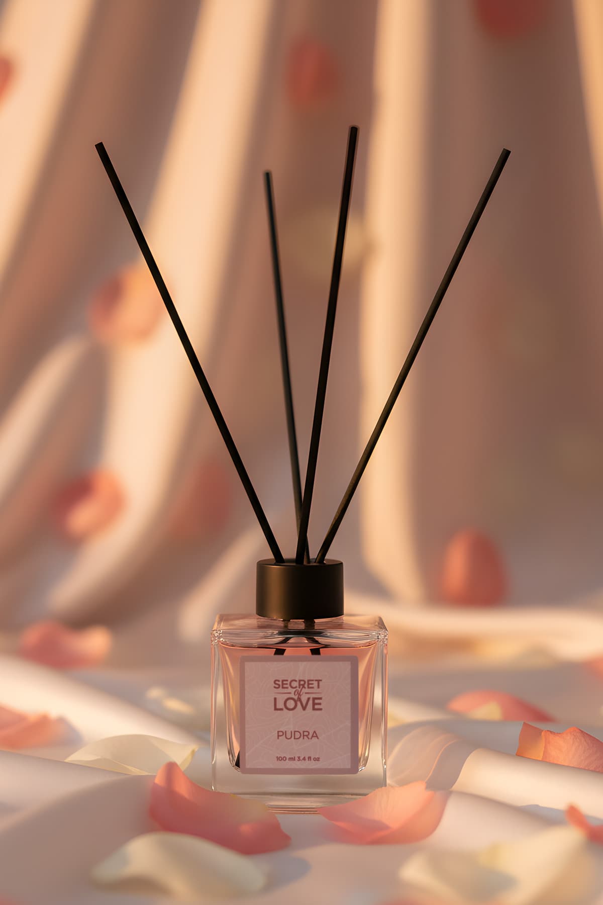 خوشبوکننده هوای اتاق چوبدار SECRET OF LOVE PUDRA 100ml خوشبوکننده هوای اتاق چوبدار SECRET OF LOVE PUDRA 100ml