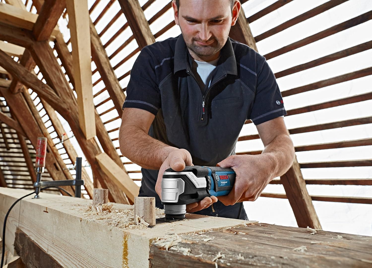 ابزار برش چندکاره Bosch Professional مدل GOP 30-28 300 وات StarlockPlus ابزار برش چندکاره Bosch Professional مدل GOP 30-28 300 وات StarlockPlus