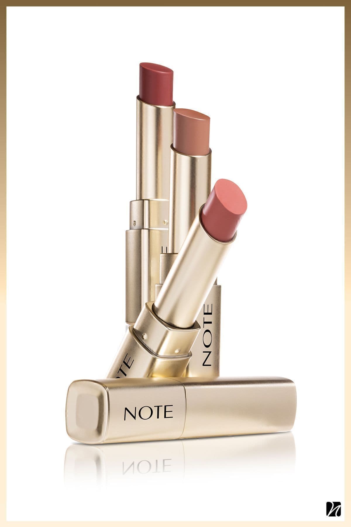 رژ لب Note Cosmetics مات ماندگار Iconic Matte مدل 103 Charming نود رژ لب Note Cosmetics مات ماندگار Iconic Matte مدل 103 Charming نود