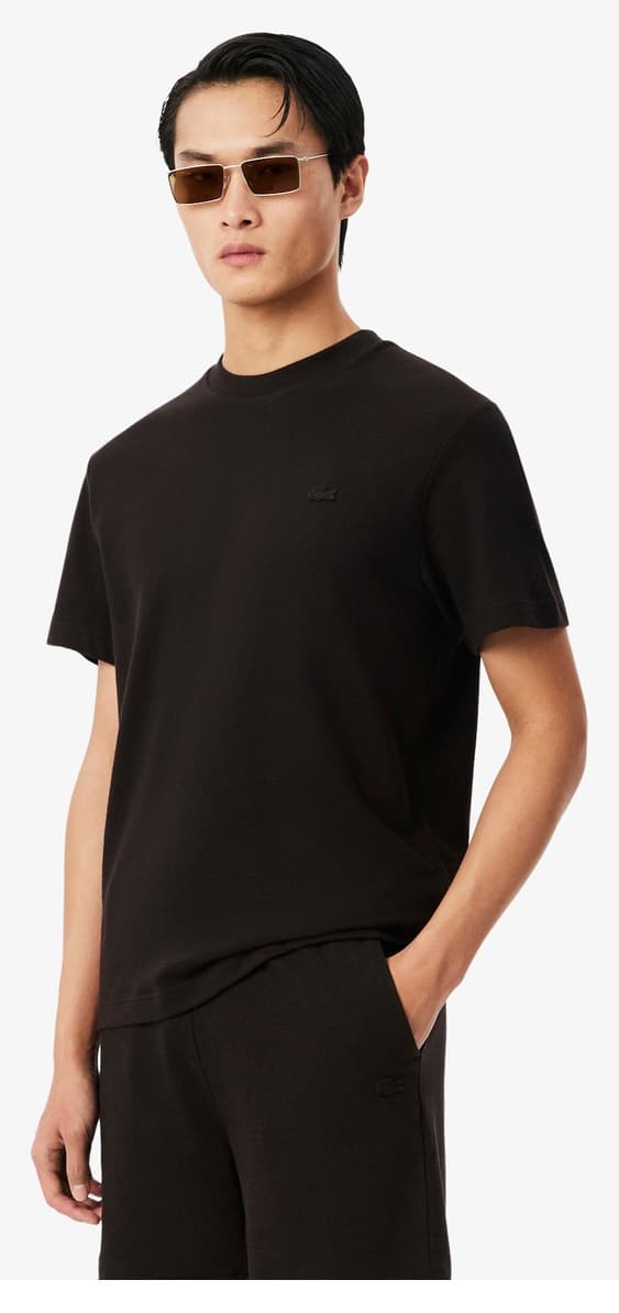 تیشرت مردانه Lacoste یقه گرد فیت کلاسیک قهوهای تیشرت مردانه Lacoste یقه گرد فیت کلاسیک قهوهای