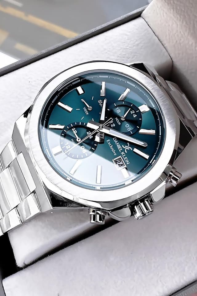 ساعت مردانه Daniel Klein Exclusive ضد آب 3 ATM نقرهای بند فولادی مدل DKE2124C2 ساعت مردانه Daniel Klein Exclusive ضد آب 3 ATM نقرهای بند فولادی مدل DKE2124C2