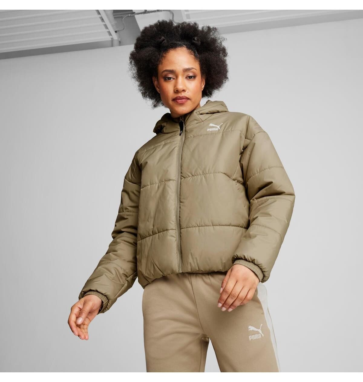 کاپشن زنانه Puma مدل Classics Padded کاپشن زنانه Puma مدل Classics Padded