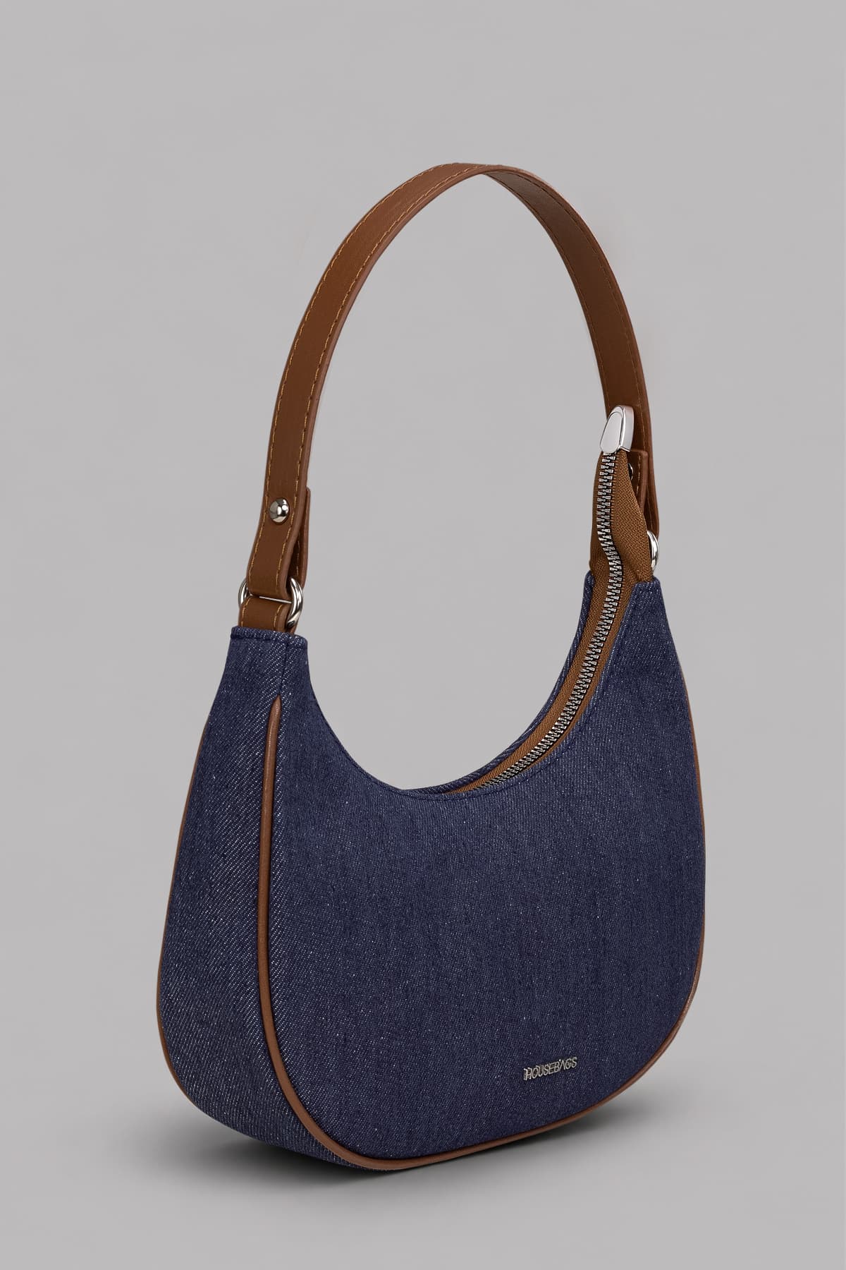 کیف دوشی هوبو زنانه Housebags Urban Denim با بند چرم PU کنتراست کیف دوشی هوبو زنانه Housebags Urban Denim با بند چرم PU کنتراست