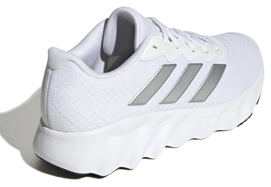 کفش دویدن و تمرین زنانه سفید adidas مدل SWITCH MOVE W ID5257 کفش دویدن و تمرین زنانه سفید adidas مدل SWITCH MOVE W ID5257