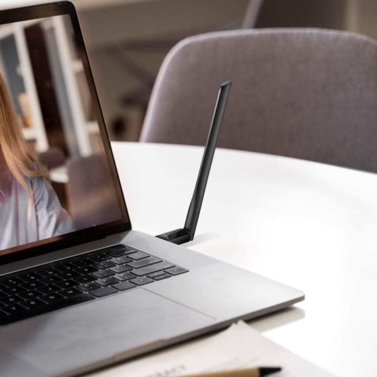 آداپتور USB بیسیم برای کامپیوتر و لپتاپ TP-Link دو بانده Wi-Fi 6 با سرعت 1800 Mbps مدل Archer TX35U Plus آداپتور USB بیسیم برای کامپیوتر و لپتاپ TP-Link دو بانده Wi-Fi 6 با سرعت 1800 Mbps مدل Archer TX35U Plus