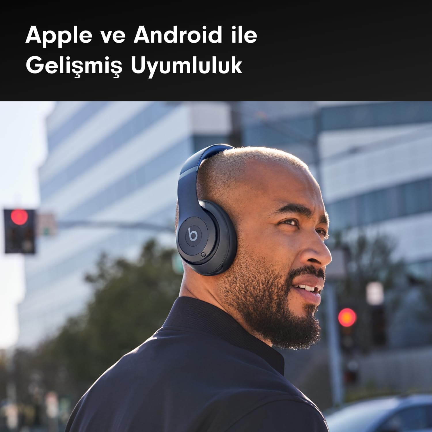 هدفون بیسیم Beats Studio Pro با حذف نویز به رنگ سرمهای هدفون بیسیم Beats Studio Pro با حذف نویز به رنگ سرمهای