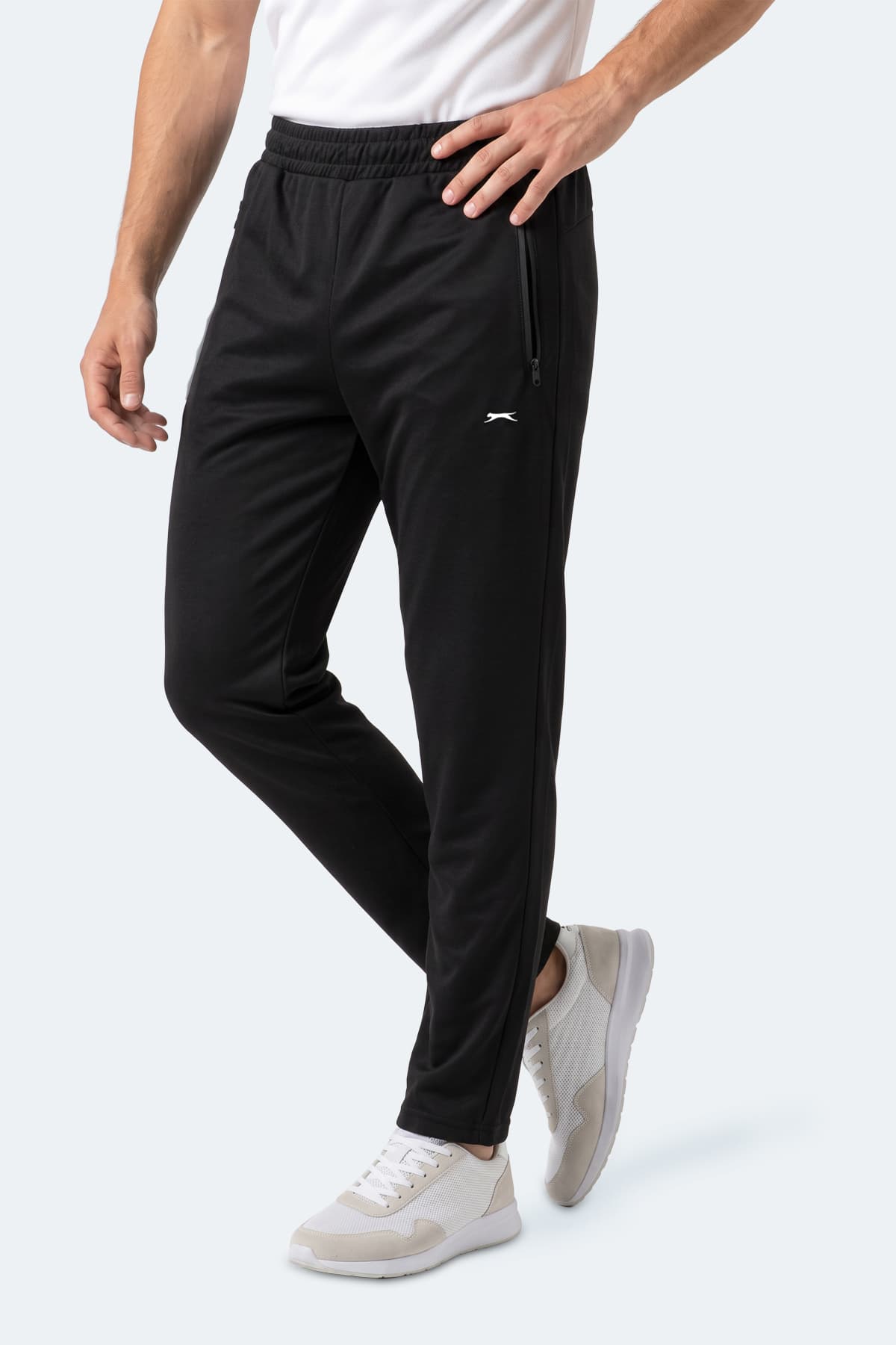 شلوار گرمکن مردانه Slazenger مدل KOLOMB مشکی شلوار گرمکن مردانه Slazenger مدل KOLOMB مشکی