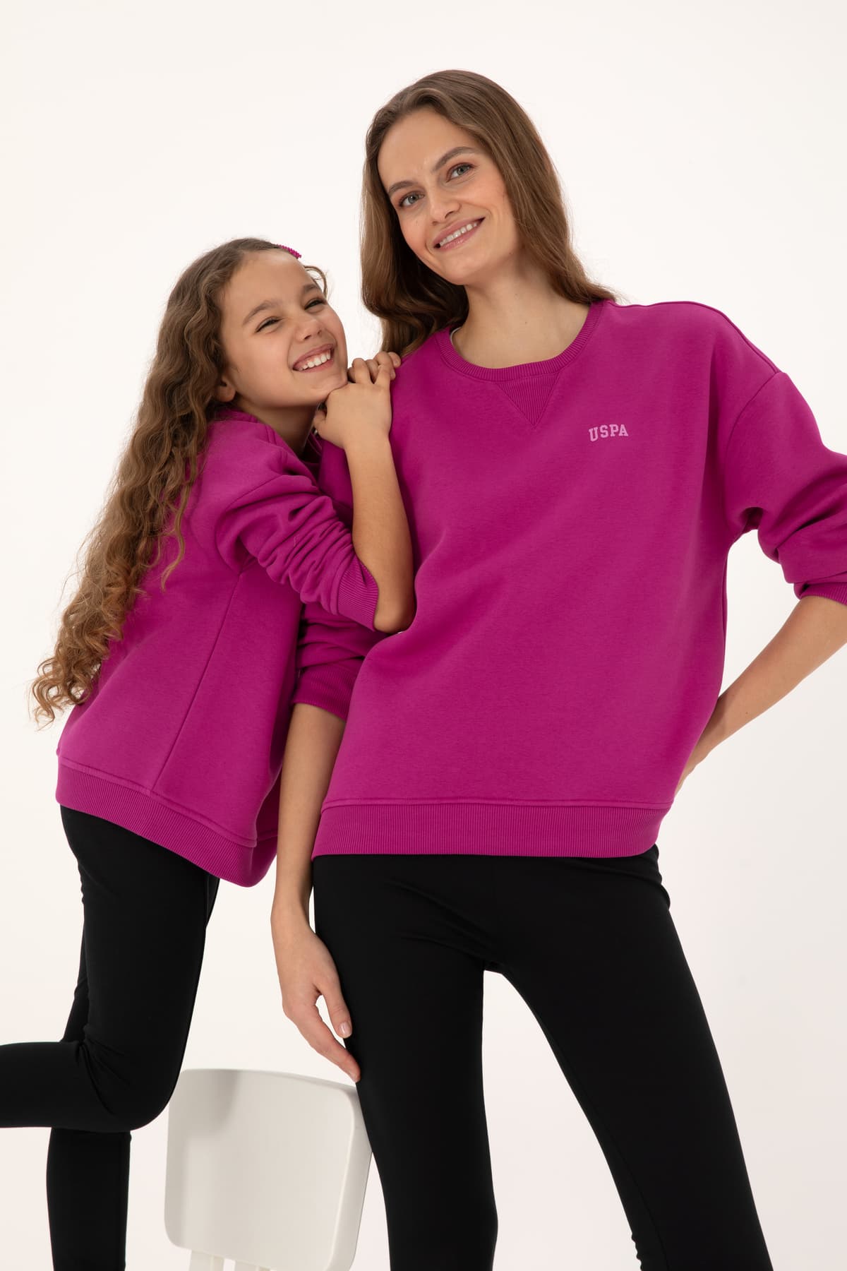 سوئیشرت زنانه U.S. Polo Assn. فوشیا شاردون یقه گرد مدل 50313586-VR023 سوئیشرت زنانه U.S. Polo Assn. فوشیا شاردون یقه گرد مدل 50313586-VR023