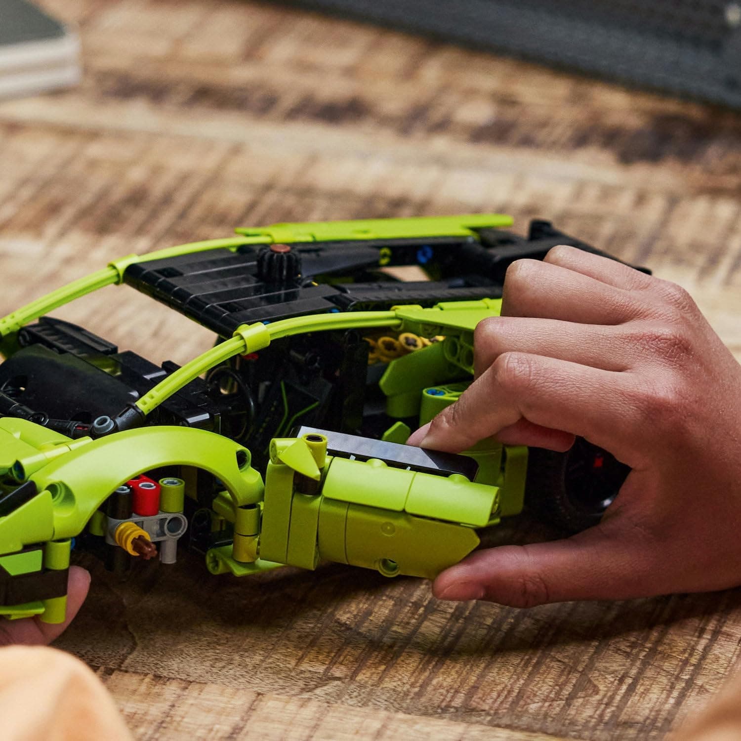 لگو Technic ماشین ساختنی مدل Lamborghini Huracán Tecnica 42161 لگو Technic ماشین ساختنی مدل Lamborghini Huracán Tecnica 42161