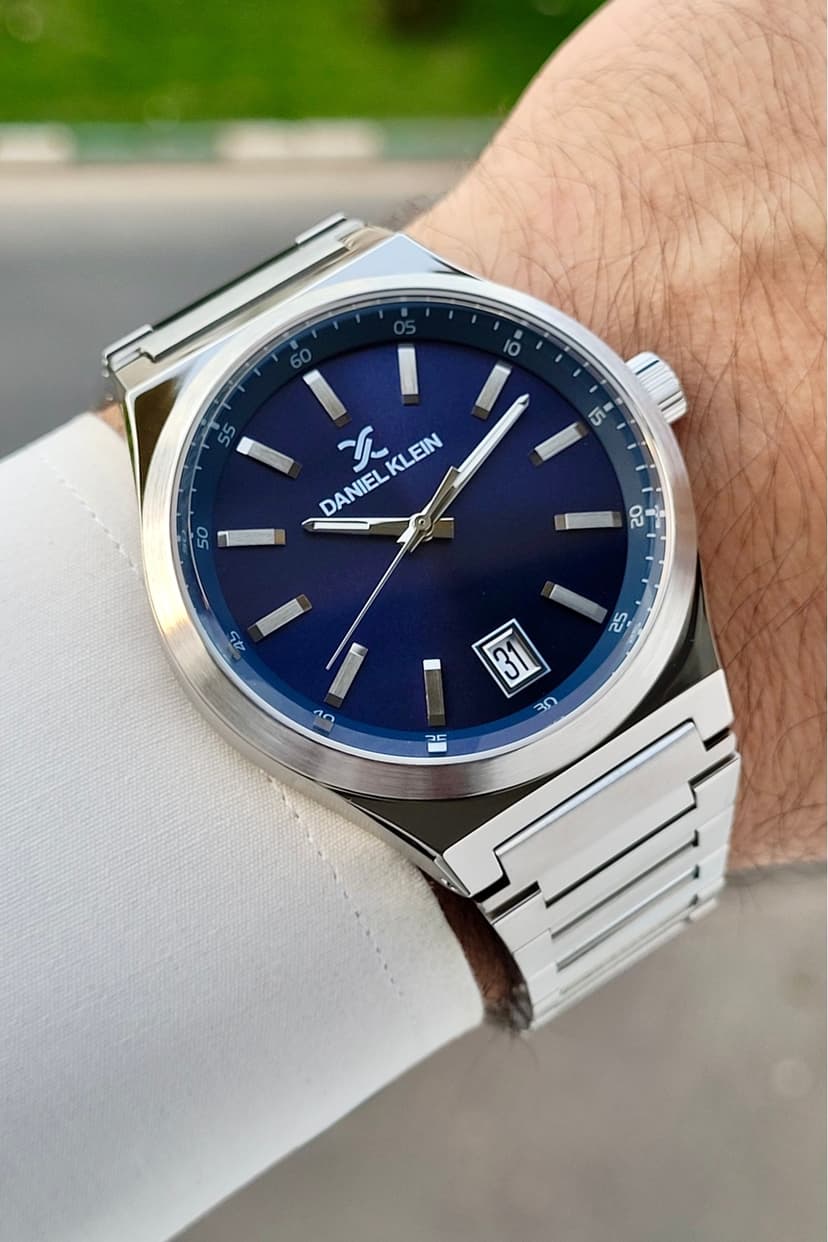 ساعت مچی مردانه Daniel Klein با صفحه سرمهای بند خاکستری 42 میلیمتری ساعت مچی مردانه Daniel Klein با صفحه سرمهای بند خاکستری 42 میلیمتری