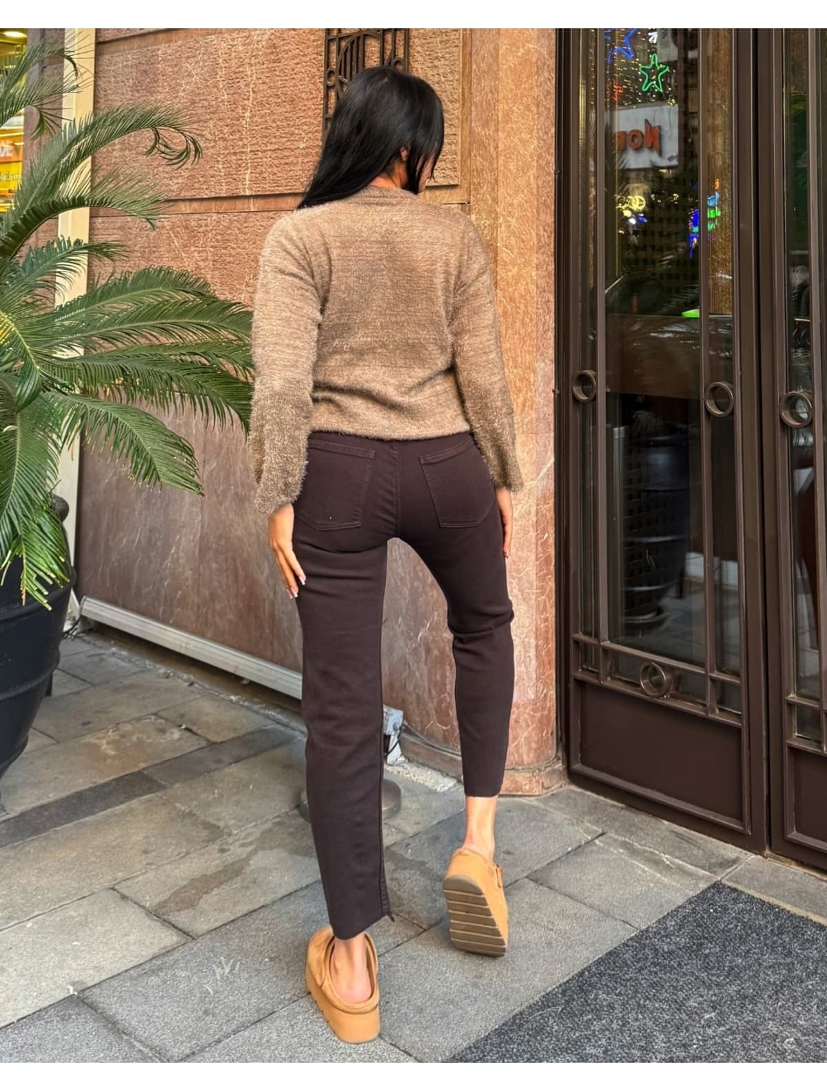 شلوار جین پسرانه deqfashion قهوهای روشن Boy Fit پاچه کوتاه شلوار جین پسرانه deqfashion قهوهای روشن Boy Fit پاچه کوتاه