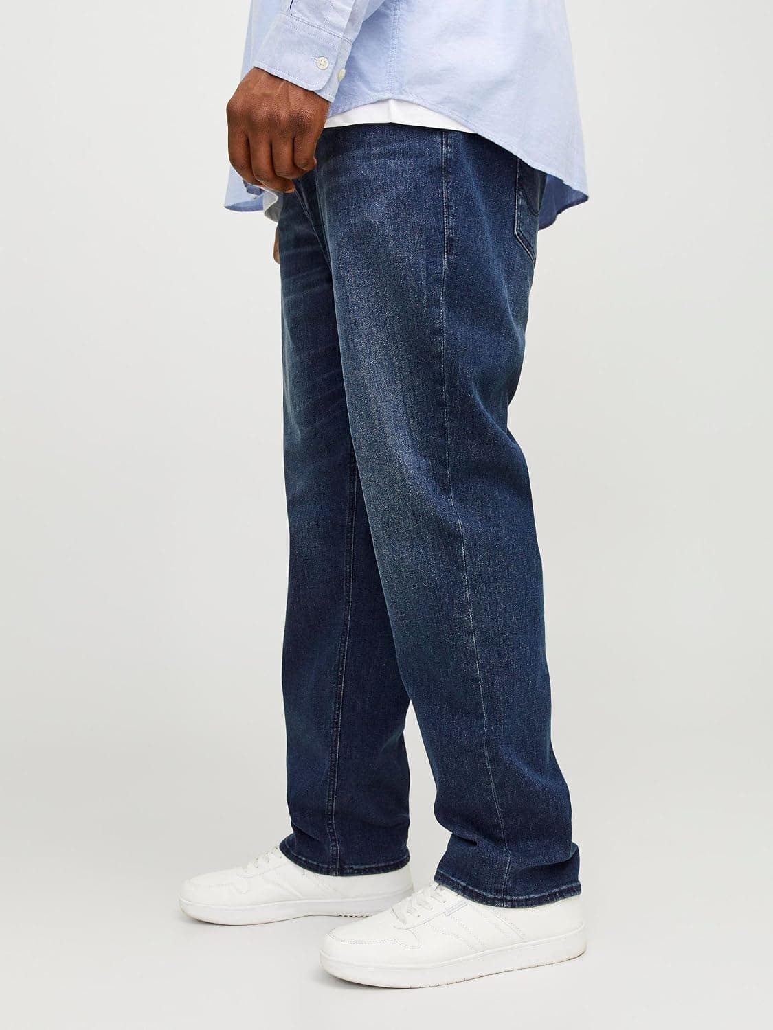شلوار جین مردانه JACK & JONES فیت معمولی سایز M شلوار جین مردانه JACK & JONES فیت معمولی سایز M