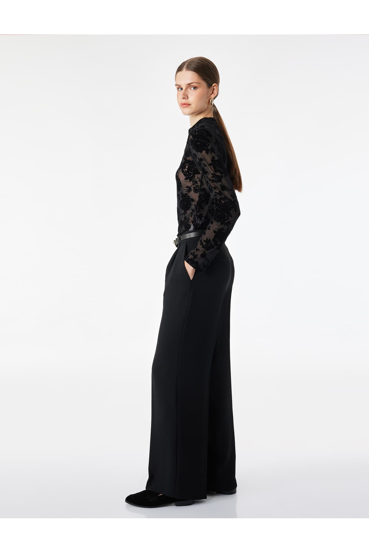 تیشرت زنانه Koton توری آستین بلند گلدار یقه Qipao ایستاده تیشرت زنانه Koton توری آستین بلند گلدار یقه Qipao ایستاده