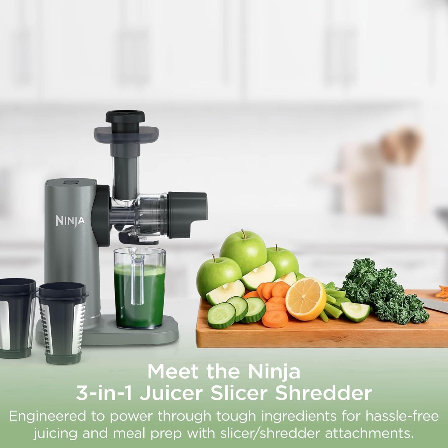 آبمیوهگیری سرد NINJA 3-in-1 با تیغه اسلایس و خردکن مدل JC152UK آبمیوهگیری سرد NINJA 3-in-1 با تیغه اسلایس و خردکن مدل JC152UK