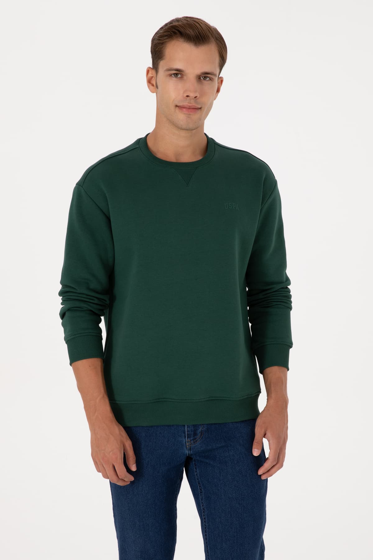 سویشرت مردانه U.S. Polo Assn. کامفورت فیت یقه گرد پرزدار سبز تیره مدل 50313757-VR079 سویشرت مردانه U.S. Polo Assn. کامفورت فیت یقه گرد پرزدار سبز تیره مدل 50313757-VR079