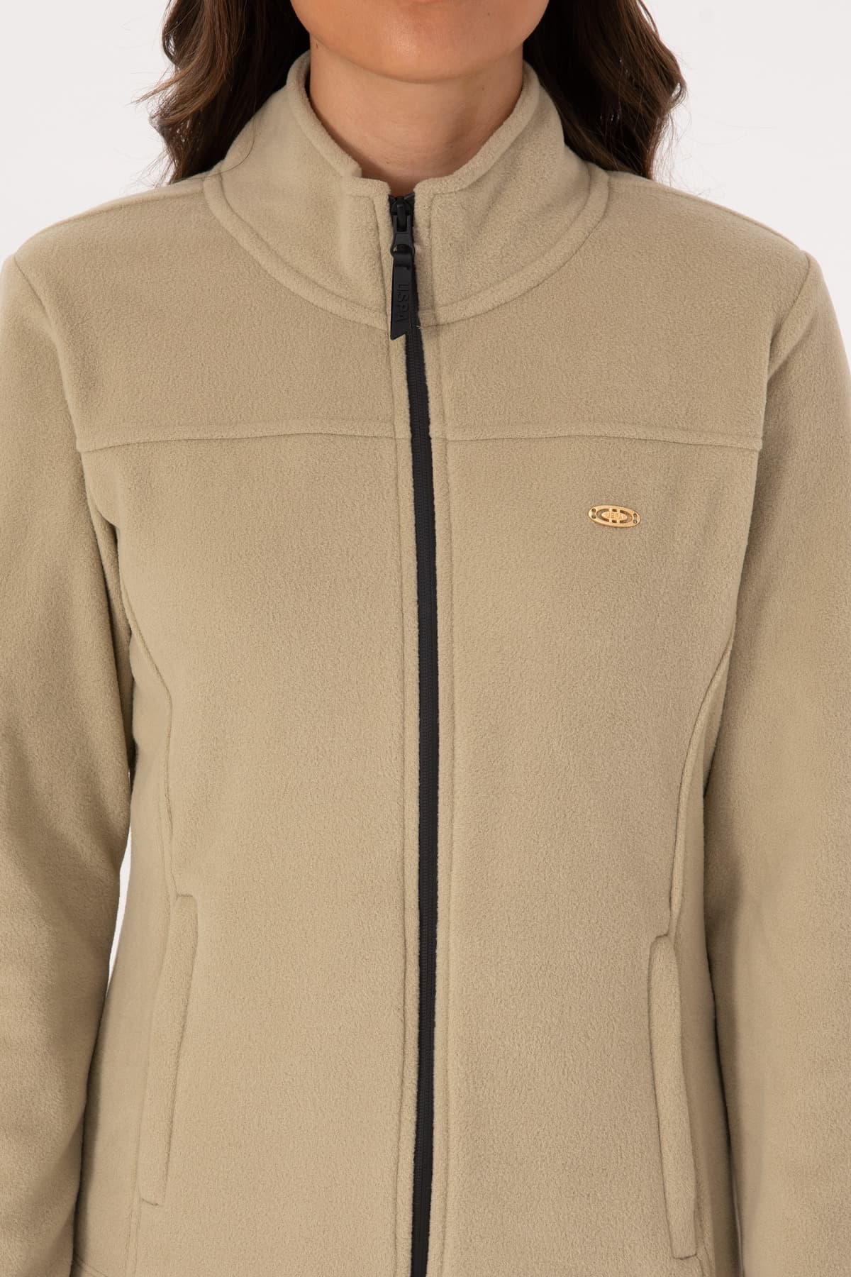 سوئیشرت پلار زنانه U.S. Polo Assn. خاکی روشن یقه ایستاده زیپدار مدل 50316729-VR183 سوئیشرت پلار زنانه U.S. Polo Assn. خاکی روشن یقه ایستاده زیپدار مدل 50316729-VR183