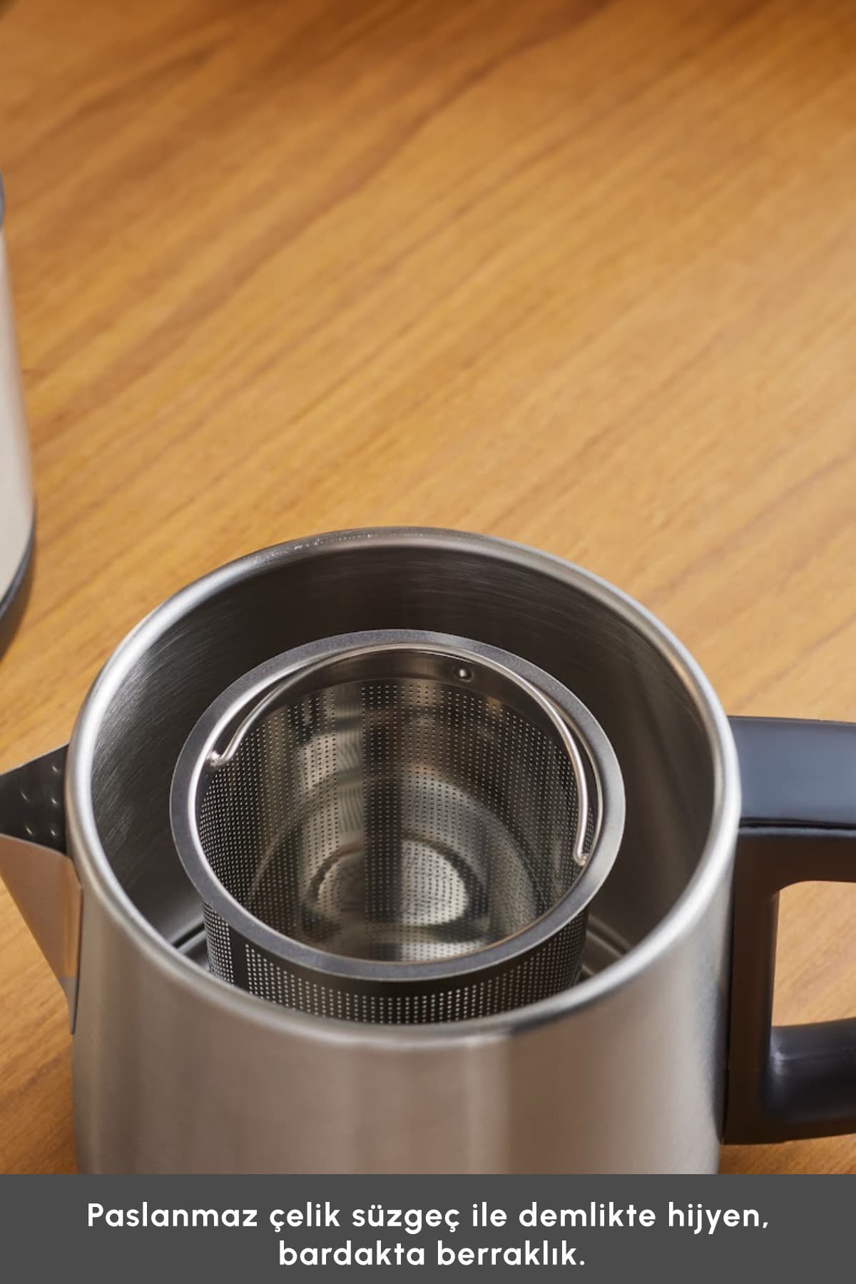 چایساز و آبجوشکن استیل 2 در 1 Karaca TeaBig XL با ظرفیت 35 لیوان چای چایساز و آبجوشکن استیل 2 در 1 Karaca TeaBig XL با ظرفیت 35 لیوان چای