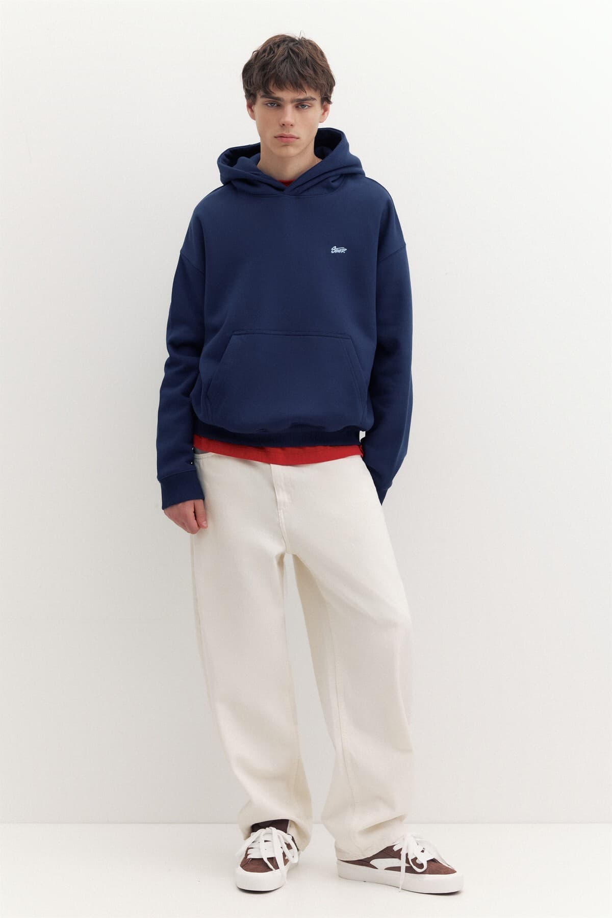 سویشرت کلاهدار Pull & Bear با فرم باکسی STWD سویشرت کلاهدار Pull & Bear با فرم باکسی STWD
