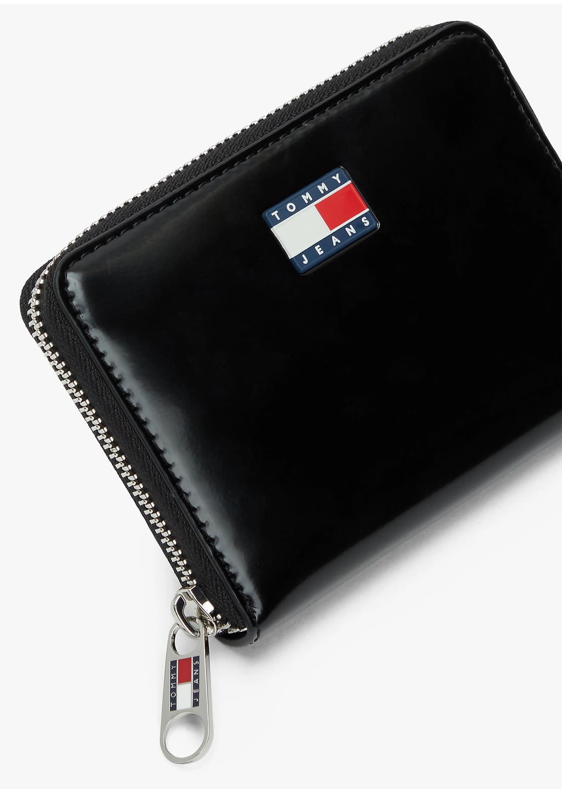 کیف پول پسرانه Tommy Hilfiger مشکی زیپ دار متوسط TJW Must مدل AW0AW18090BDS کیف پول پسرانه Tommy Hilfiger مشکی زیپ دار متوسط TJW Must مدل AW0AW18090BDS
