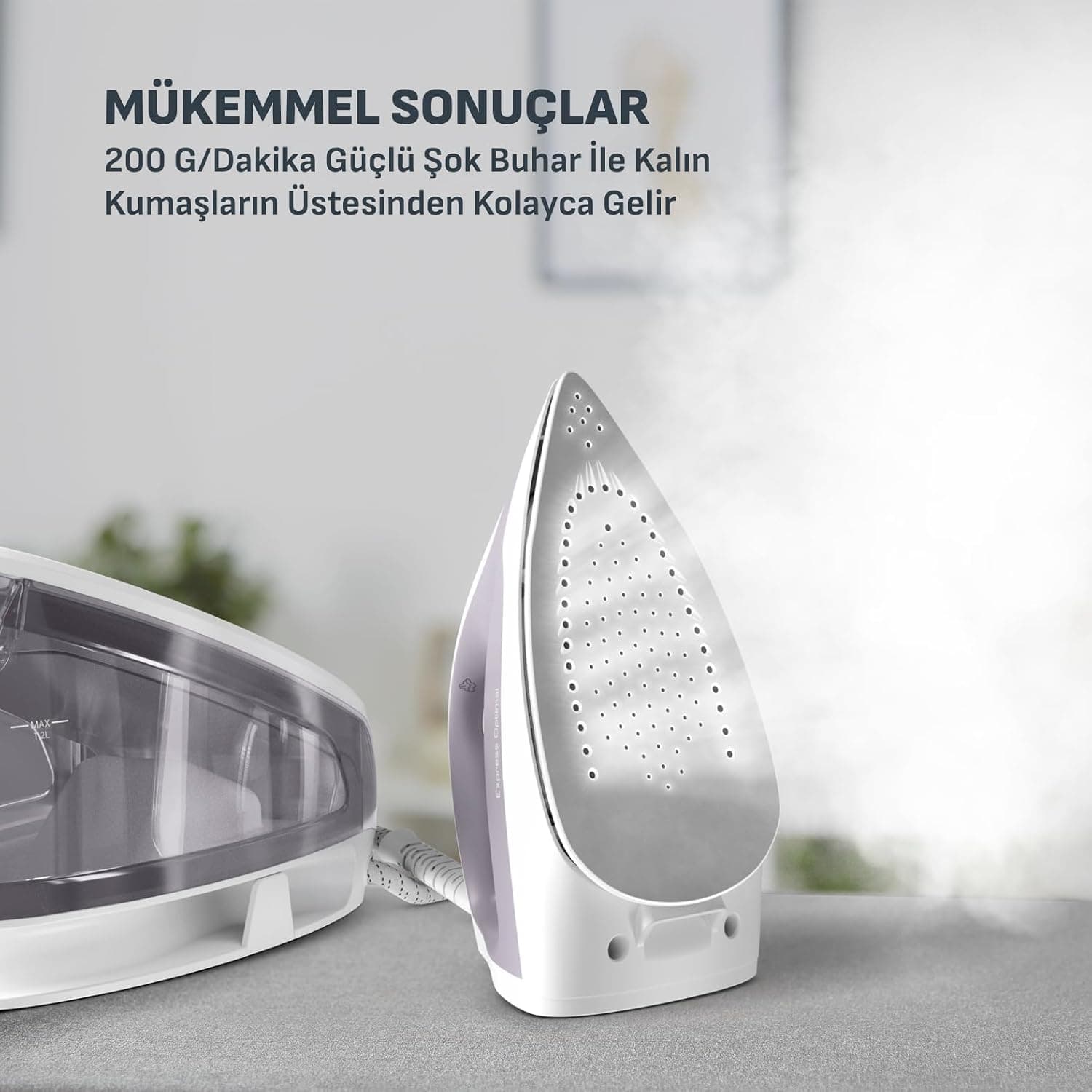 اتو بخار مخزندار Tefal Express Mini 2200 Watt مدل SV4111 کد 1830009011 اتو بخار مخزندار Tefal Express Mini 2200 Watt مدل SV4111 کد 1830009011