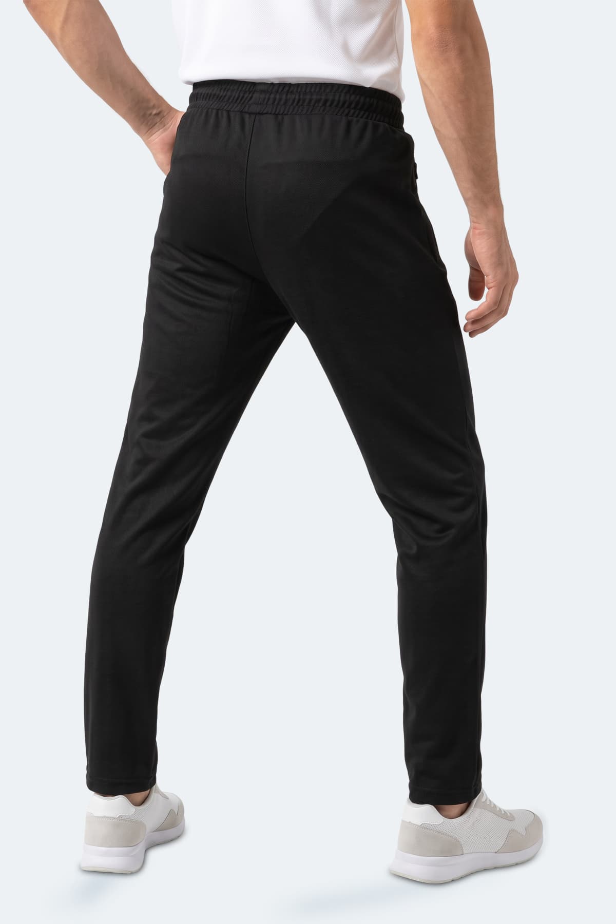 شلوار گرمکن مردانه Slazenger مدل KOLOMB مشکی شلوار گرمکن مردانه Slazenger مدل KOLOMB مشکی