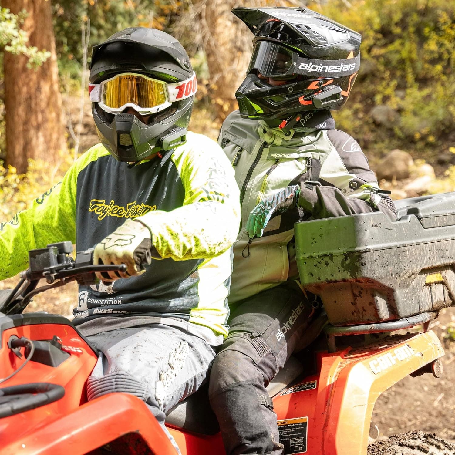 سیستم ارتباطی Cardo PACKTALK Edge برای ORV، اسنوموبیل، Side x Side ATV دوتایی مشکی سیستم ارتباطی Cardo PACKTALK Edge برای ORV، اسنوموبیل، Side x Side ATV دوتایی مشکی