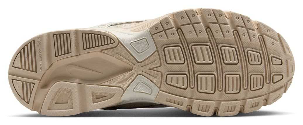 کفش ورزشی یونیسکس Nike مدل Initiator مناسب دویدن، پیادهروی و استفاده روزمره کفش ورزشی یونیسکس Nike مدل Initiator مناسب دویدن، پیادهروی و استفاده روزمره