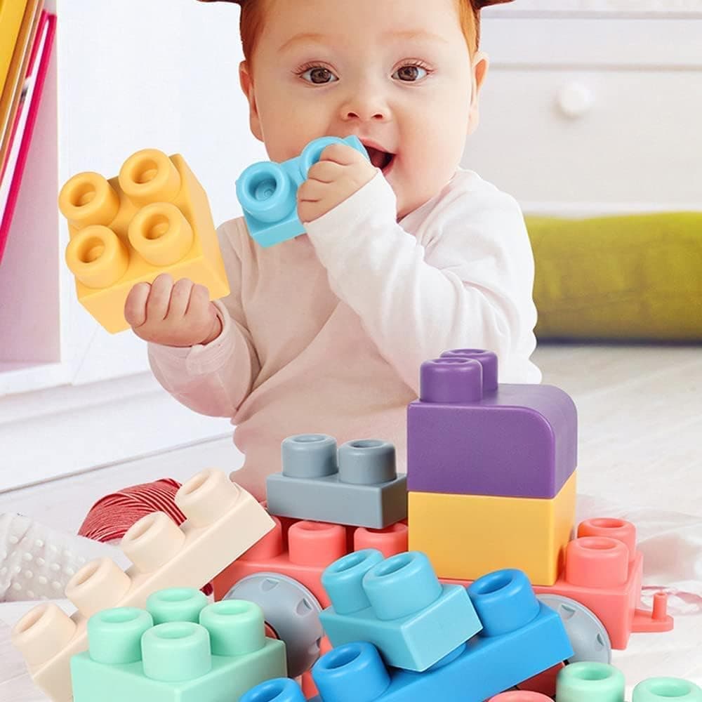 اسباببازی بلوکی ساختنی آموزشی کودک ۱ تا ۳ سال AMERTEER لاستیکی نرم، همراه سطل نگهداری 50Pcs اسباببازی بلوکی ساختنی آموزشی کودک ۱ تا ۳ سال AMERTEER لاستیکی نرم، همراه سطل نگهداری 50Pcs