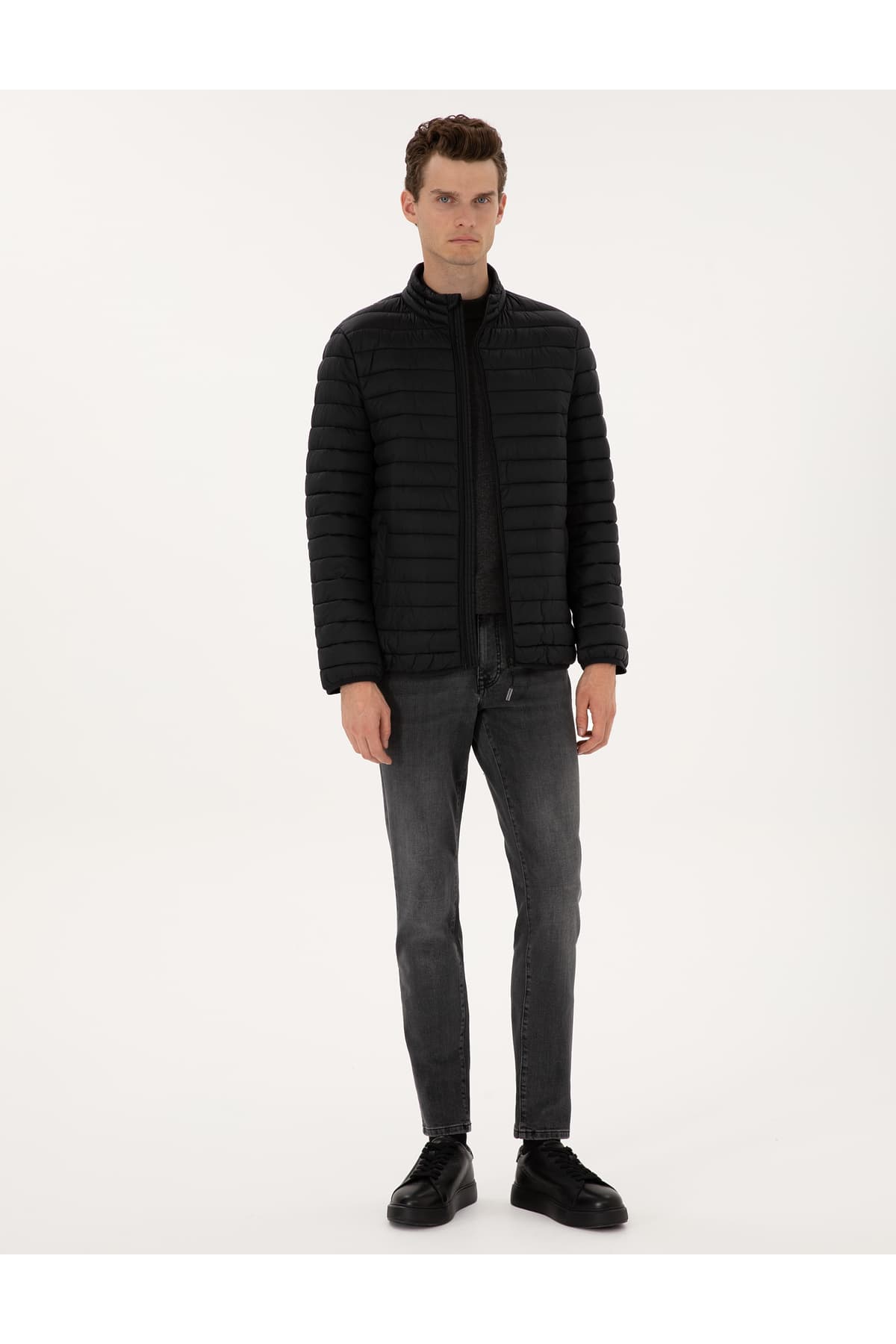 کاپشن مردانه Pierre Cardin مشکی کاپیتونه بیسیک مدل 50313921-VR046 کاپشن مردانه Pierre Cardin مشکی کاپیتونه بیسیک مدل 50313921-VR046