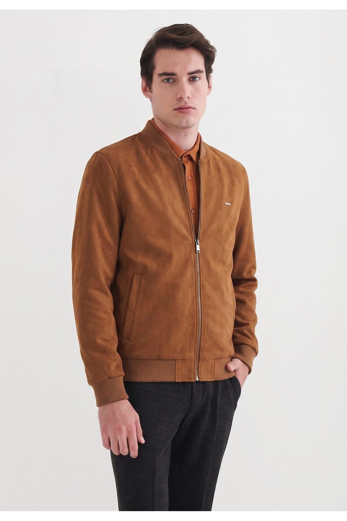 مونت مردانه Pierre Cardin Roul کلاسیک زیپدار فیت معمولی چرم مصنوعی سوئد مونت مردانه Pierre Cardin Roul کلاسیک زیپدار فیت معمولی چرم مصنوعی سوئد