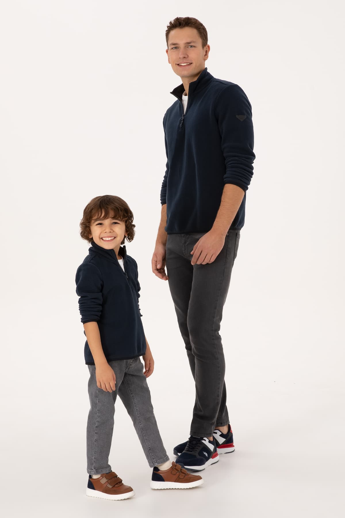 سوئیشرت مردانه U.S. Polo Assn. فیت معمولی پلار نیمزیپ سرمهای مدل 50313777-VR033 سوئیشرت مردانه U.S. Polo Assn. فیت معمولی پلار نیمزیپ سرمهای مدل 50313777-VR033