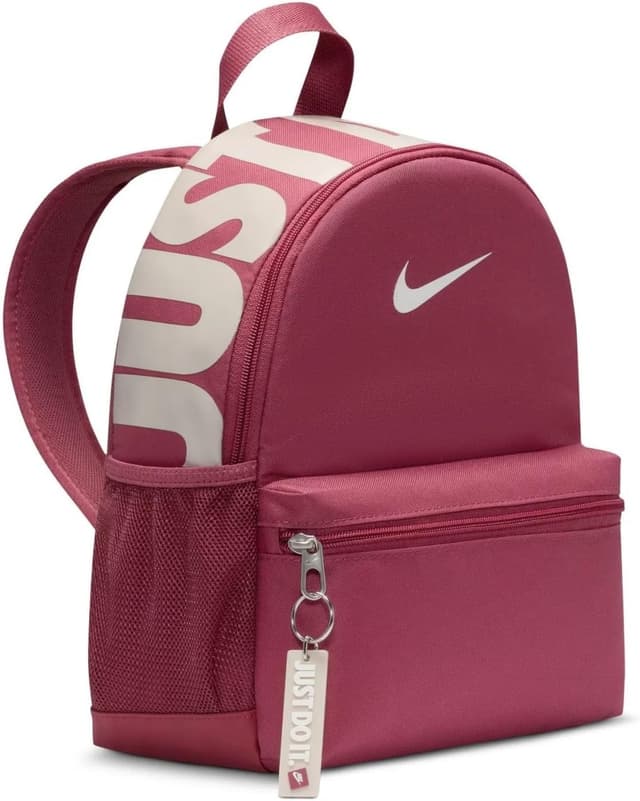 کولهپشتی روزمره کوچک Nike Brasilia آلبالویی 11 Litre 31x25x10 Cm کولهپشتی روزمره کوچک Nike Brasilia آلبالویی 11 Litre 31x25x10 Cm