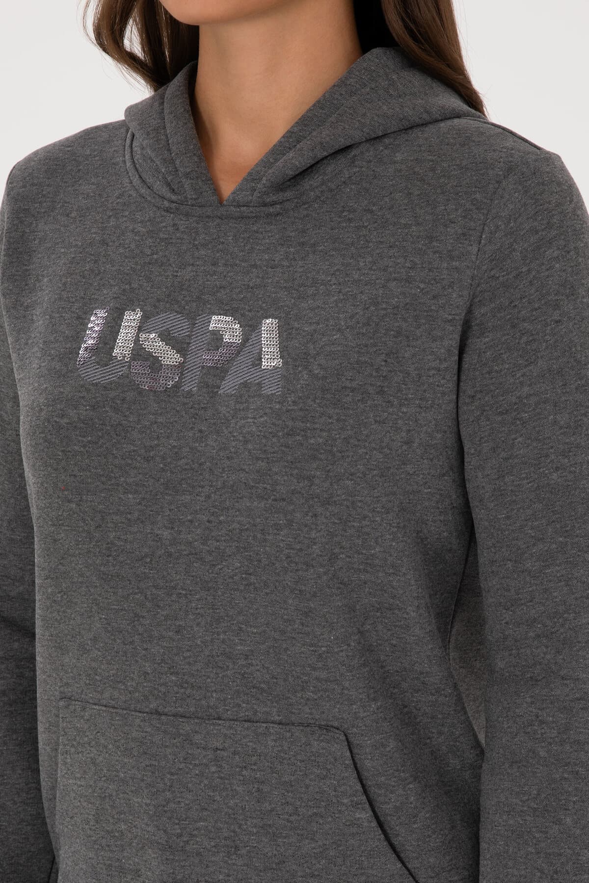 سوئیشرت زنانه U.S. Polo Assn. کاپوتدار آنتراسیت ملانژ مدل 50307711-VR081 سوئیشرت زنانه U.S. Polo Assn. کاپوتدار آنتراسیت ملانژ مدل 50307711-VR081